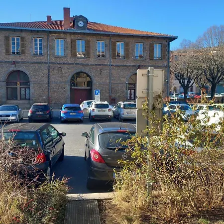 Chambre Champeix Oda ve Kahvaltı 3*